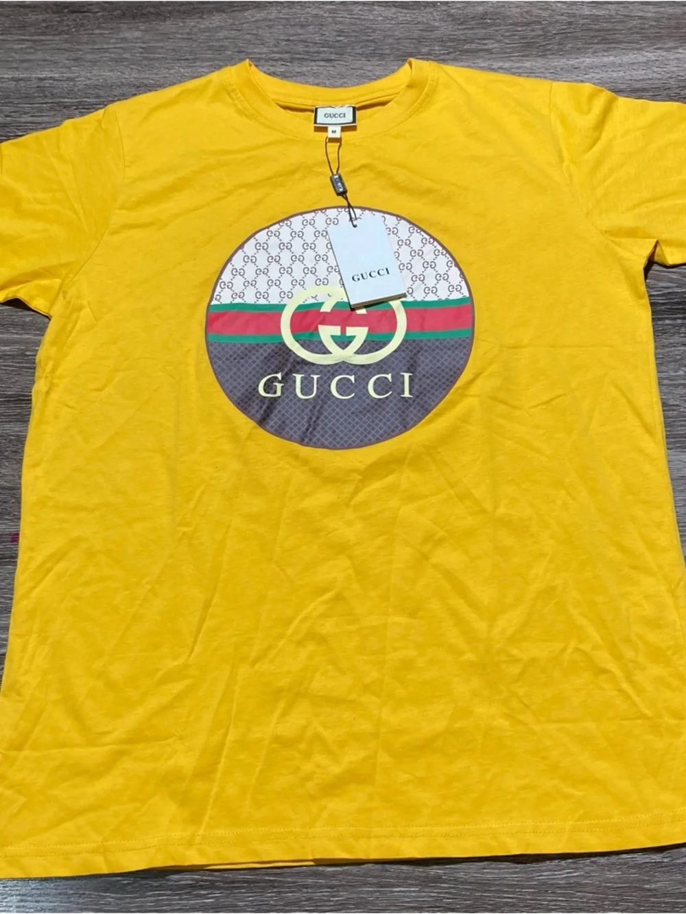 Gucci Yellow Logo Tee Mens medium - Picture 2 of 6